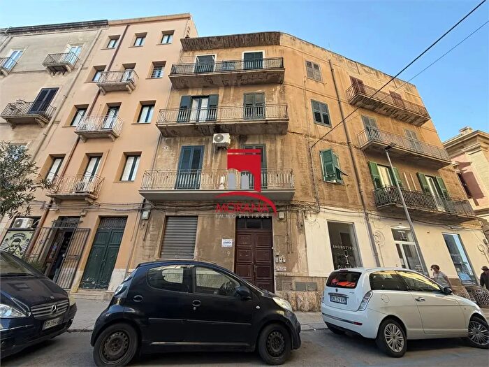 Appartamento bilocale in vendita in Via Ruggero di Lauria Ammiraglio, Trapani