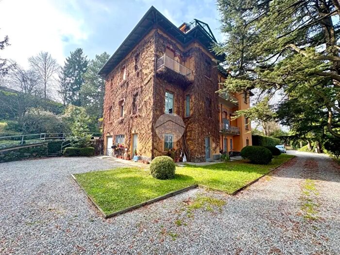 Appartamento trilocale in vendita in Corso Laghi, Buttigliera Alta