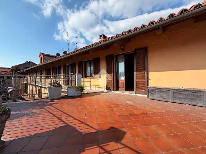 Appartamento trilocale in vendita in Via Gattinara, Viverone