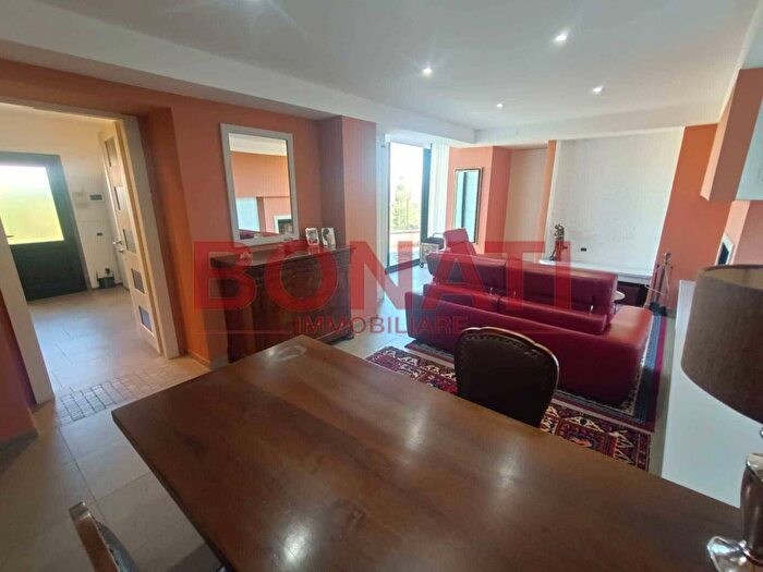 Casa con 6 locali in affitto in Via Genova, Foce Marinasco, La Spezia