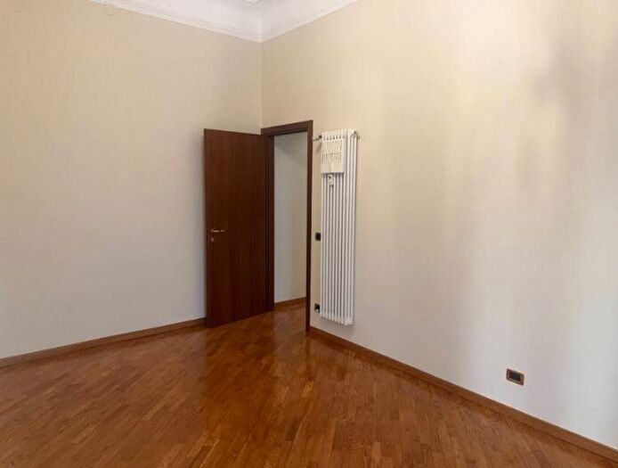 Appartamento bilocale in affitto in Viale Luigi Majno, Palestro, Milano