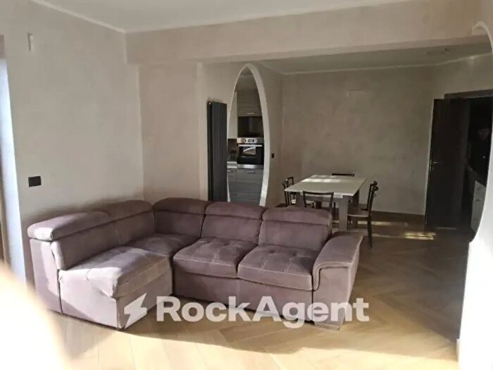 Casa con 5 locali in vendita in Strada Statale Jonica, Camini