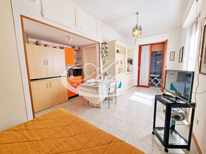 Appartamento monolocale in affitto in LERICI, Lerici Paese, Lerici