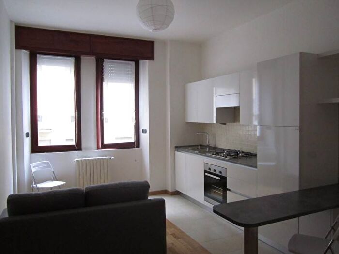 Appartamento bilocale in affitto in Via Fabio Filzi, Centrale, Milano