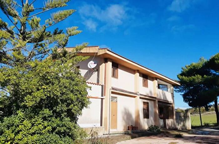 Casa monolocale in vendita in Contrada Calderaro Snc, Caltanissetta