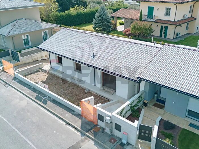 Casa quadrilocale in vendita in Via Domenico De Guzman Snc, Travagliato