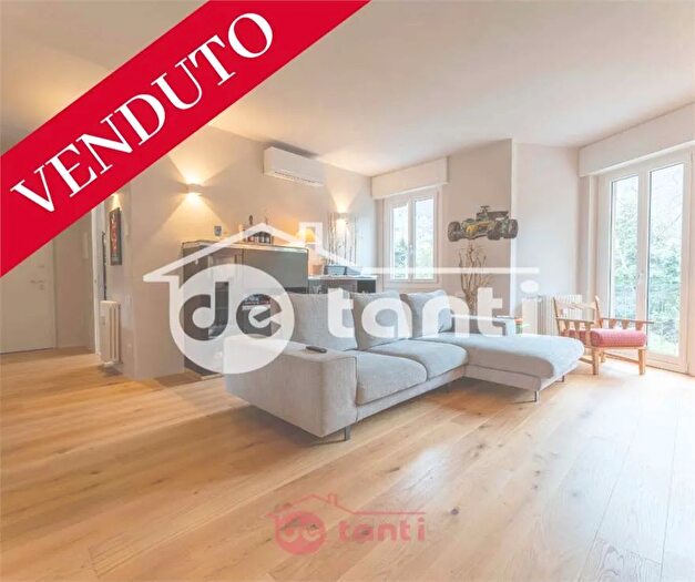 Appartamento con 6 locali in vendita in Viale Roma a Chiavenna So, Chiavenna