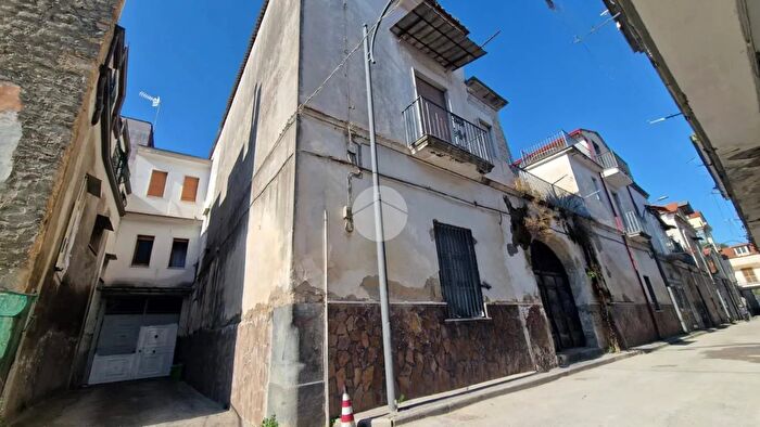 Casa con 7 locali in vendita in Vicolo II Garibaldi, Frattamaggiore