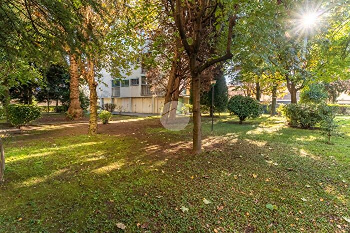 Appartamento trilocale in vendita in Via Costa, Trezzano Sul Naviglio