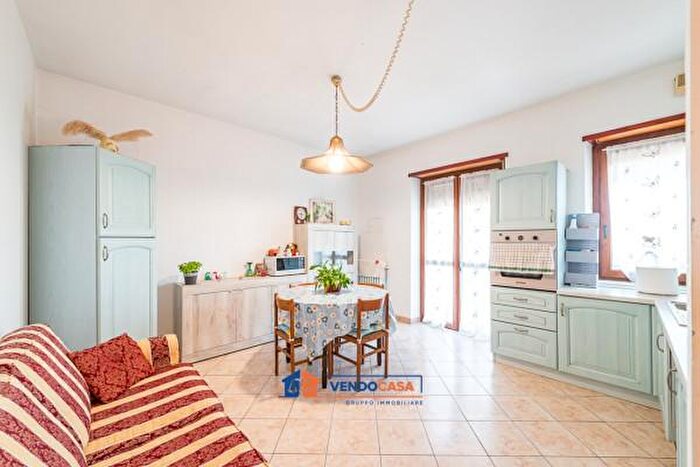 Case in Vendita e in Affitto - 3