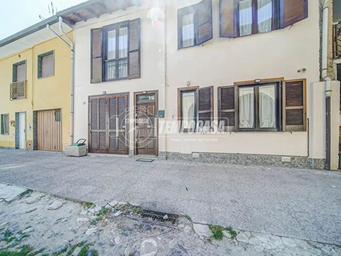 Casa trilocale in vendita in Vicolo Ticino, Besnate