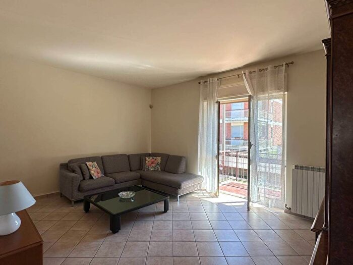 Appartamento quadrilocale in affitto in Via Giuseppe Gria, Centro, Rivarolo Canavese