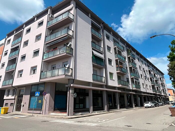 Appartamento con 5 locali in vendita in Copparo