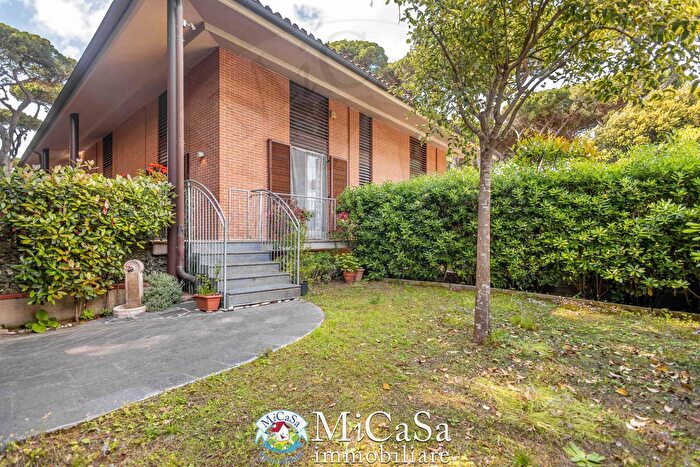 Appartamento trilocale in affitto in Via dei Pioppi, Pisa