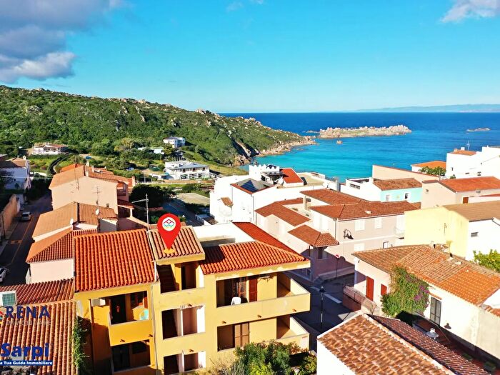 Appartamento con 5 locali in vendita in Via Imbriani, Santa Teresa Gallura