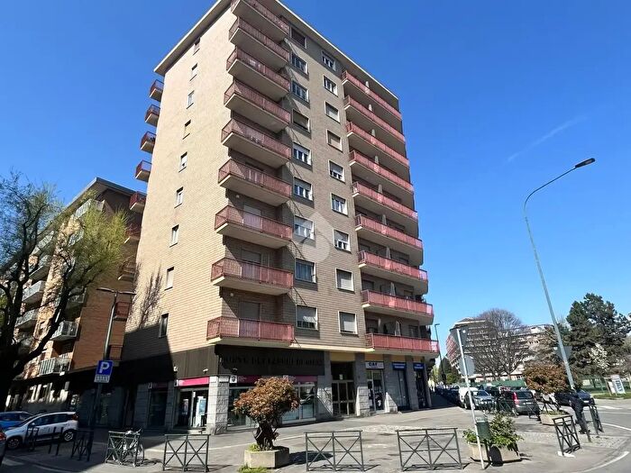 Appartamento quadrilocale in vendita in Via Casteldelfino, Torino