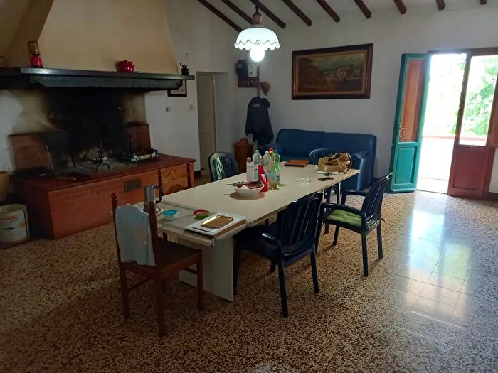 Casa con 6 locali in vendita in Via Maremmana, Casciana Terme Lari