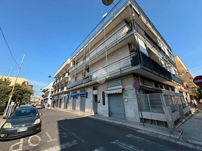 Appartamento trilocale in vendita in Appartamento Via Italo Balbo, Bari