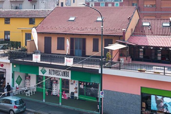 Casa con 5 locali in vendita in Via Lanzo, Torino