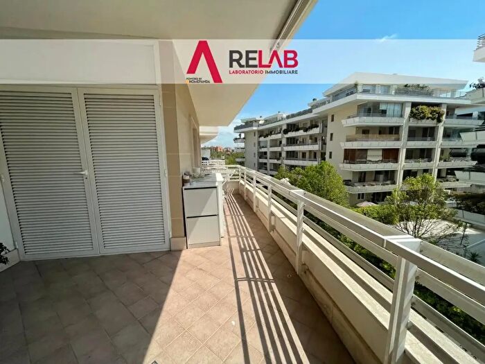 Appartamento trilocale in affitto in Via Alberto Giolitti, Roma