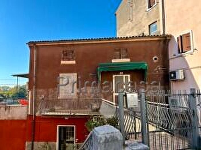 Casa quadrilocale in vendita in Piazza del Popolo, Verona