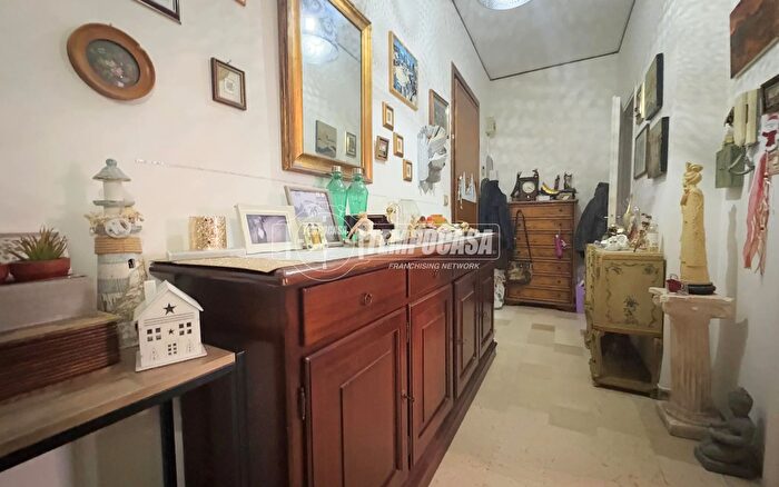 Appartamento trilocale in vendita in Via Guglielmo Marconi, Cossato