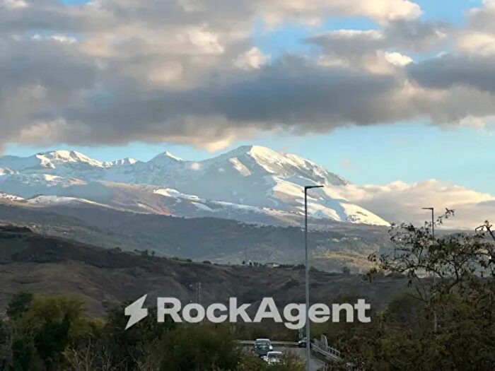Casa trilocale in vendita in Via del Villino, Alanno