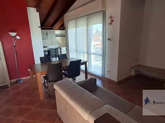 Appartamento trilocale in affitto in Via Lonate, Turbigo
