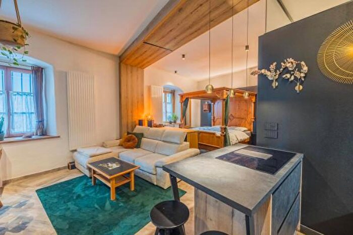 Case in Vendita e in Affitto - 2