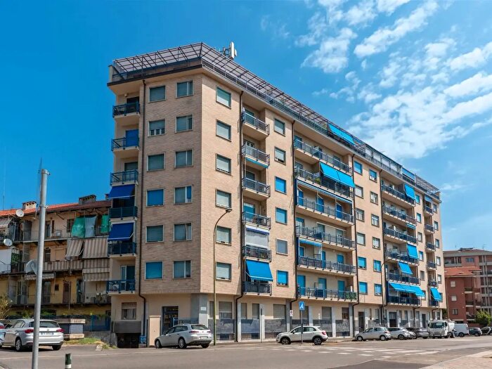 Appartamento bilocale in vendita in Via Lucento, Torino