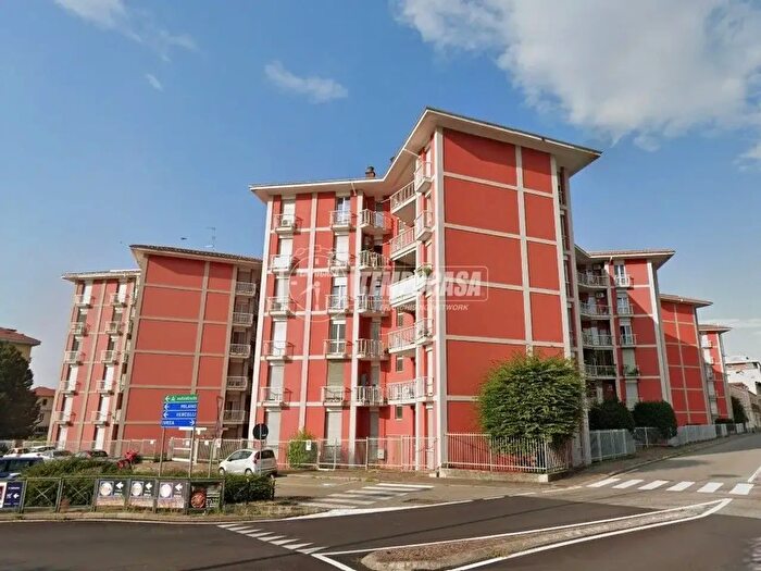 Appartamento quadrilocale in vendita in Via Carso, Biella