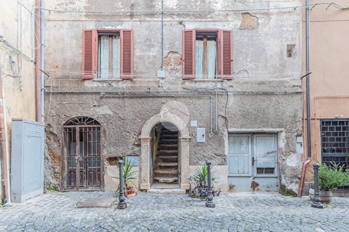 Appartamento bilocale in vendita in Via di Corte, Civita Castellana