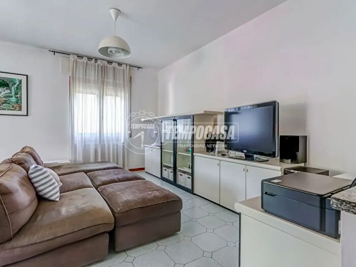 Appartamento quadrilocale in vendita in Via Copelli a, Luino