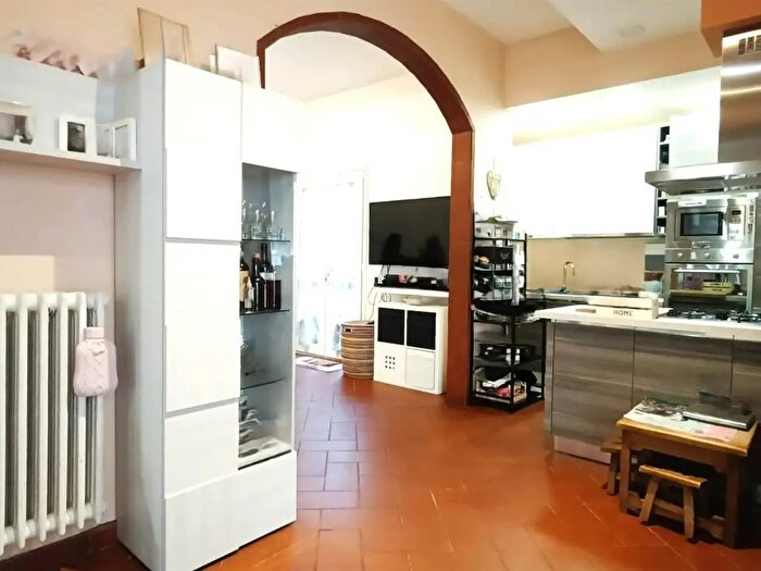 Appartamento con 5 locali in vendita in Montale