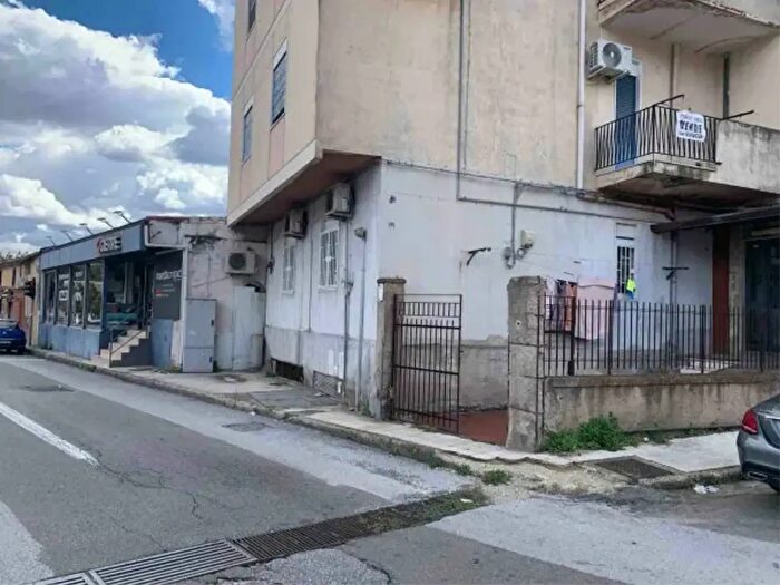 Appartamento trilocale in vendita in Via Chiesa Vecchia, Messina