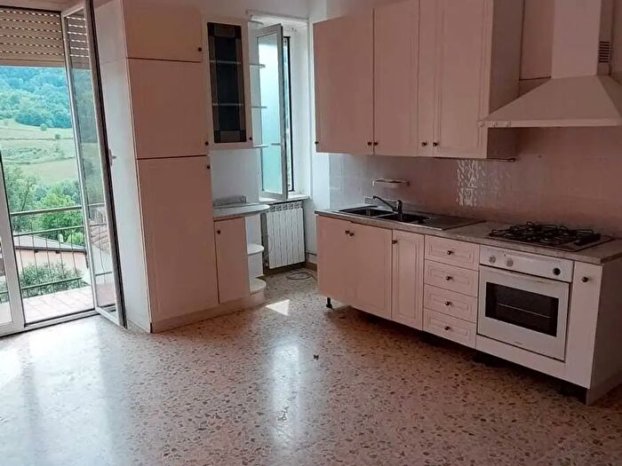 Appartamento trilocale in affitto in Alta Val Tidone