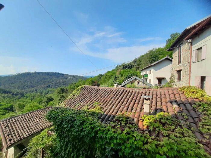 Casa quadrilocale in vendita in Via Piazze, Cremolino