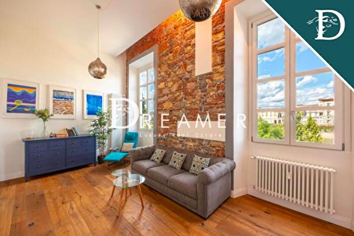 Appartamento quadrilocale in vendita in Lungarno Soderini, Firenze