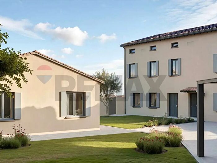 Case in Vendita e in Affitto - 2