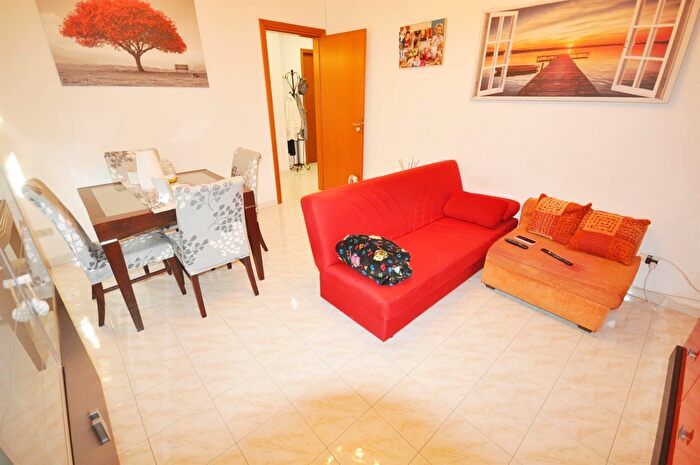 Appartamento trilocale in affitto in La Spezia