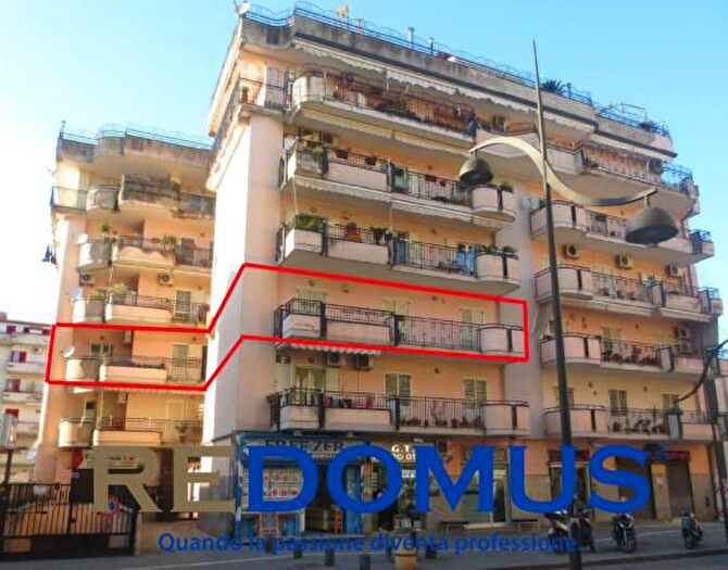 Appartamento con 6 locali in vendita in Corso Umberto I, Casalnuovo Di Napoli