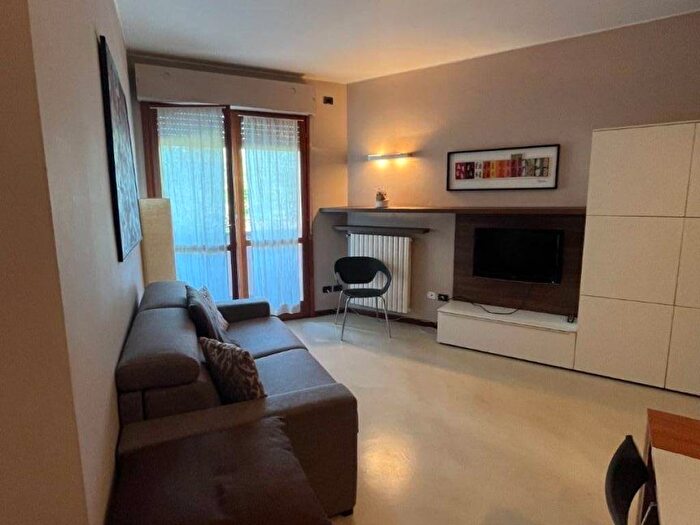 Appartamento monolocale in affitto in Viale Gorizia, Piscina, Legnano