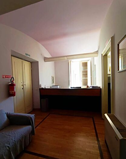 Appartamento con 7 locali in vendita in Ancona Zona Centro, Ancona