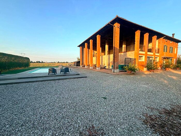 Casa con 5 locali in affitto in San Giovanni in Persiceto
