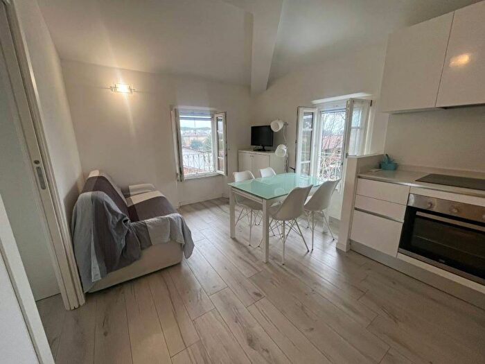 Appartamento trilocale in affitto in Via Giuseppe Mazzini, Centro, Forte dei Marmi