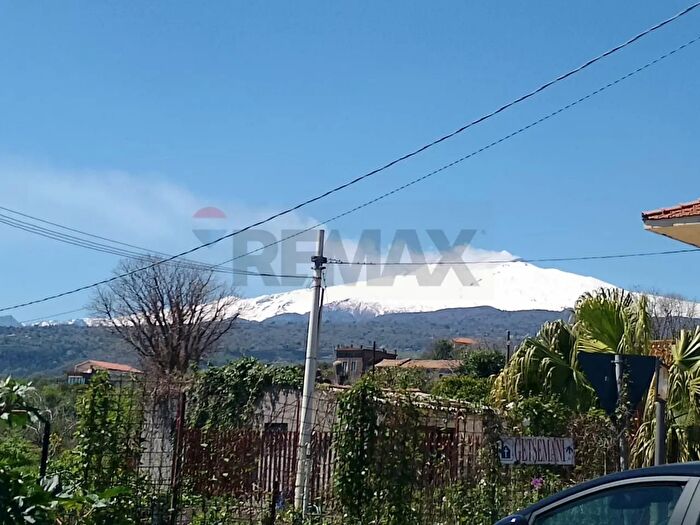 Appartamento bilocale in vendita in Via Bellini B, Piedimonte Etneo