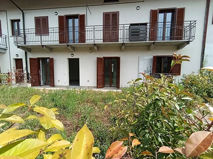 Appartamento bilocale in vendita in Via Broli, Vergiate