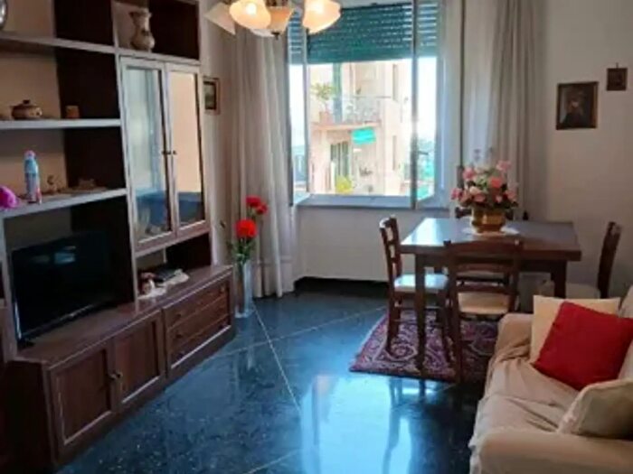 Appartamento monolocale in vendita in Via Lodovico Calda, Genova