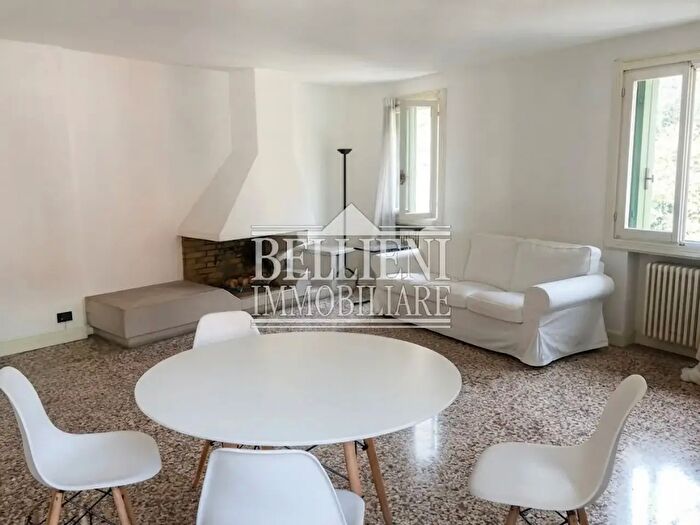 Appartamento trilocale in affitto in Piazza del Duomo, Vicenza