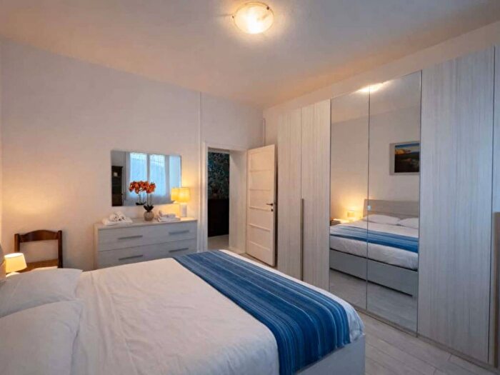 Appartamento bilocale in affitto in Via Francesco Baracca, Caleotto, Lecco